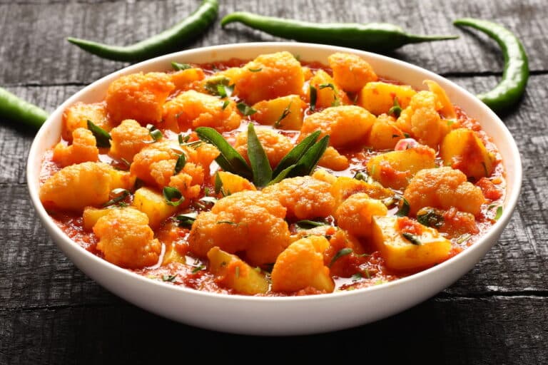 Gnocchi With Roasted Red Pepper Sauce